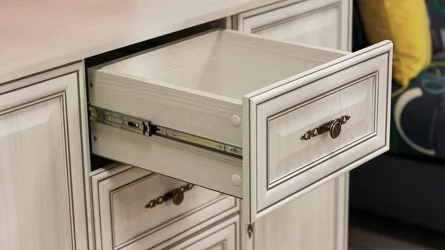 Комод в спальню Габриэлла 06.65 Вудлайн кремовый Аруша венге