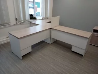 Стол прямой Deka ЛДСП каркас 75.06.14 Дуб Сантана светлый/Белый