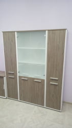 Шкаф 4 узкий закрытый Deka 10.19.15Пр Дуб Верцаска/Белый