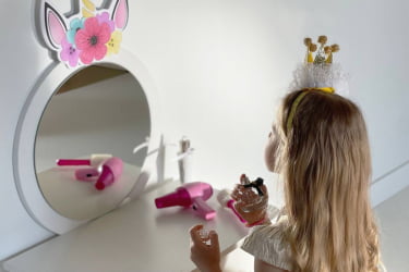 Детский стол со стульчиками Единорожка MK-0020 Белое дерево/белый (плюш)