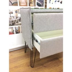 Комод в гостиную Лейд в ткани Taft на опорах CHХ