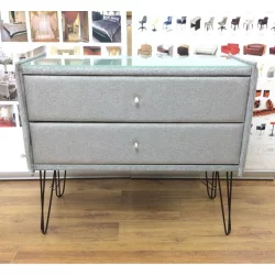Комод в гостиную Лейд в ткани Taft на опорах CHХ