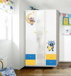 Зеленый шкаф с ящиками, зеркалом и фотопечатью Совята 3.2 Белый/Оранжевый/Лайм