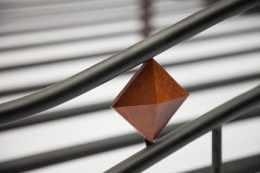 Кровать AT-126 дерево гевея/металл, 160*200 см (Queen bed), красный дуб/черный