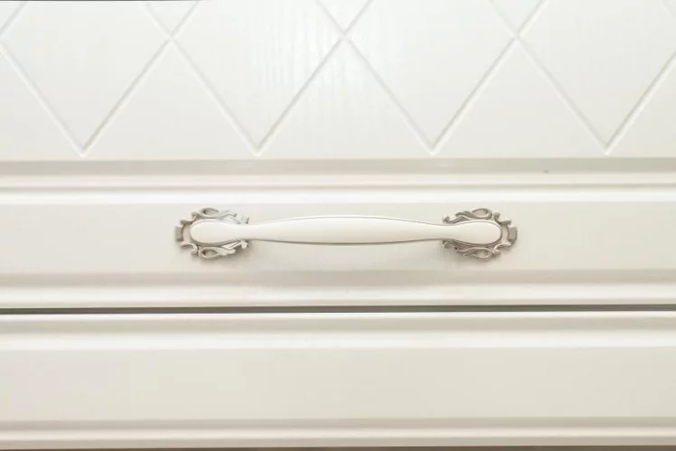 Шкаф с решеткой Тиффани 19.23_3