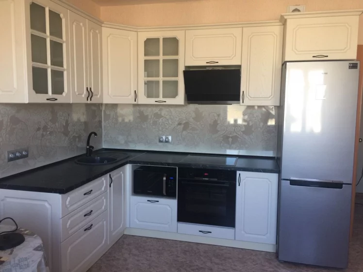 Глянцевый фартук (КОМПОЗИТ) KM 37_4