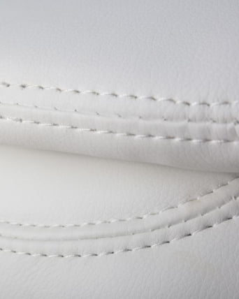 Офисное кресло для руководителей ДОБРИН ЛЙНДОН (белый) / DOBRIN LYNDON_10