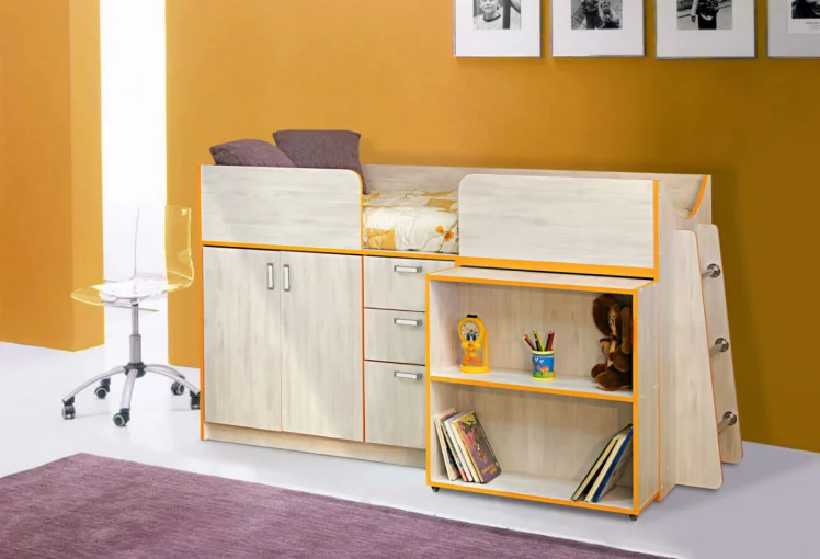 Уголок школьника №3 Дуб молочный_0