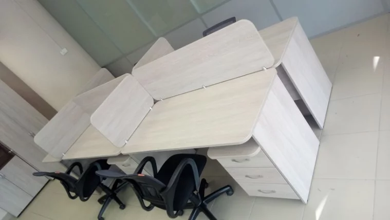 Стол прямой Glassy 1.10.14 Дуб сантана светлый_3