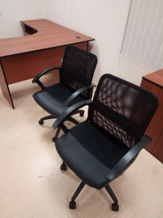 Офисное кресло Бюрократ CH-590 BLACK спинка сетка_7