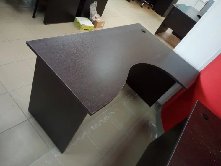 Стол эргономичный правый TRD29625301 Темный дуб_2