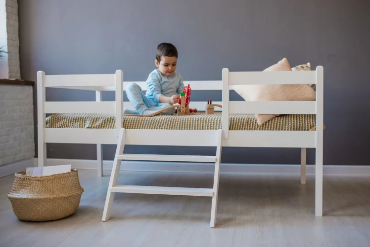 Лестница к кроватям 1600*800 RooRoom VK-101 Белая_2